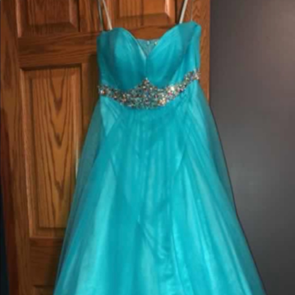 Prom dress